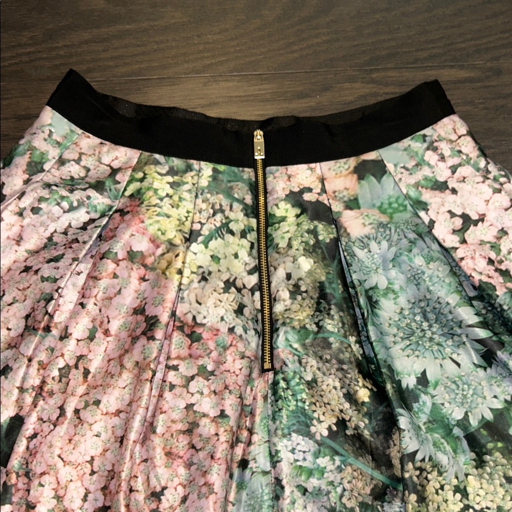 Ted Baker Black and Pink Garment - Picture 5 of 7